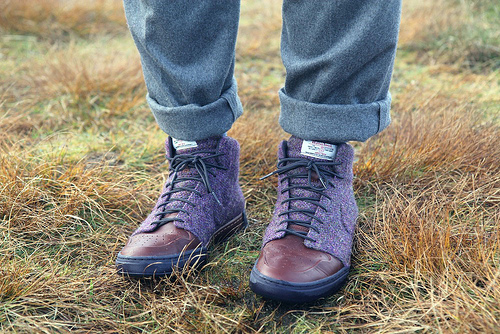 Special bullet Ligation Nike Air Royalty with Harris Tweed - Design Magazine | Delood