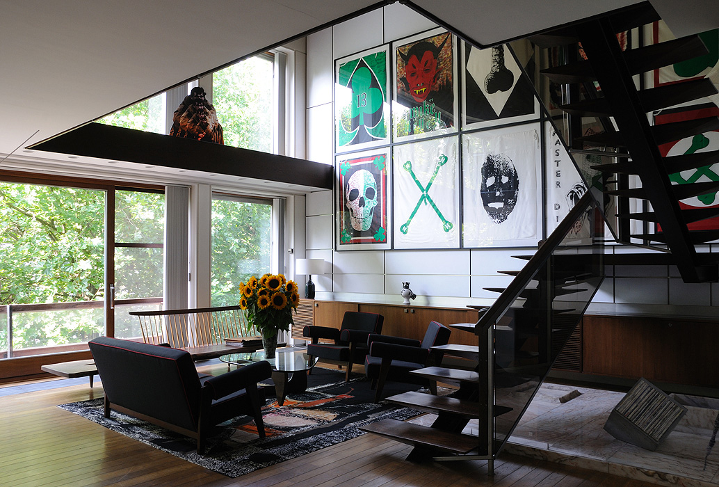 Raf Simons Home in Antwerp - Design Magazine | Delood